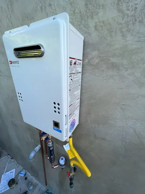 Tankless water heater installation for Kenner homes